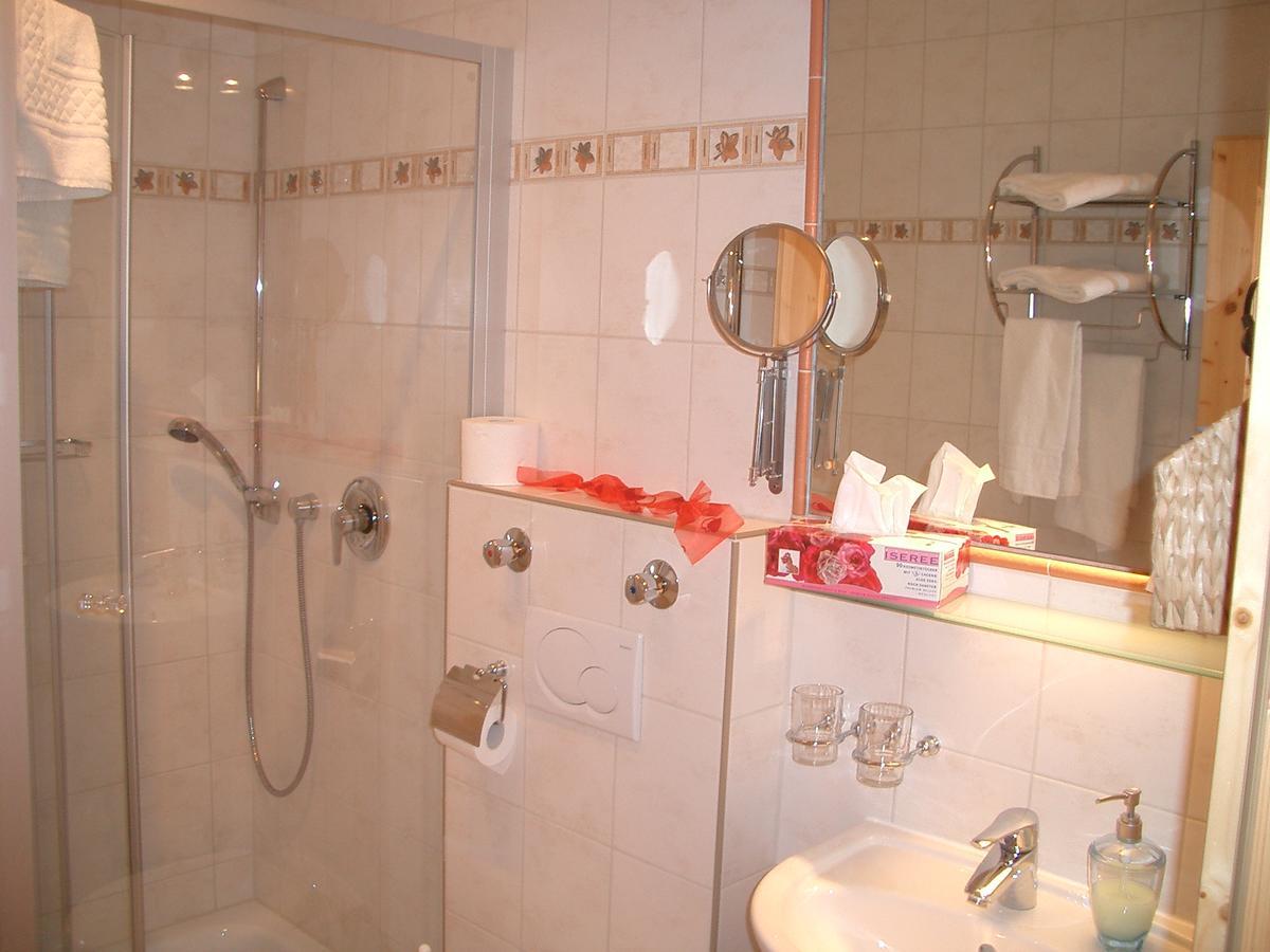 Bed and Breakfast Gutshof Rebblute Gau-Odernheim Exterior foto